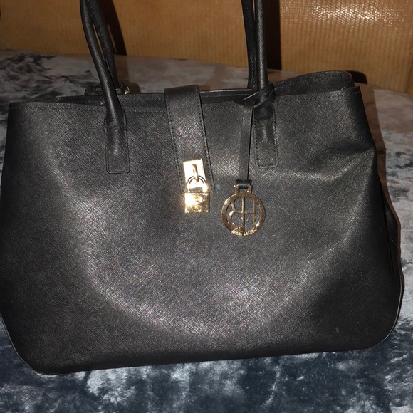 🤗Henri Bendel - Picture 2 of 7